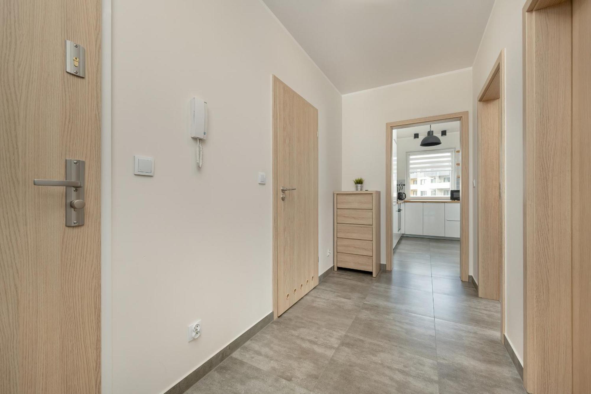 One Bedroom Apartment Nadodrze With Free Garage Wroclaw By Noclegi Renters מראה חיצוני תמונה